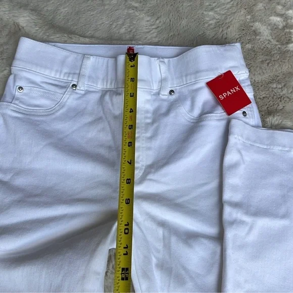 Spanx Elegant White flare Women's jeans